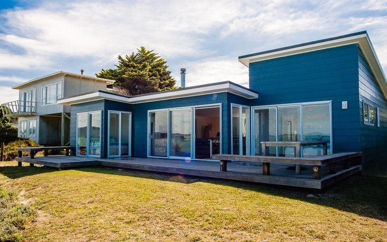 Shoreside - Tutukaka Holiday Home Екстериор снимка